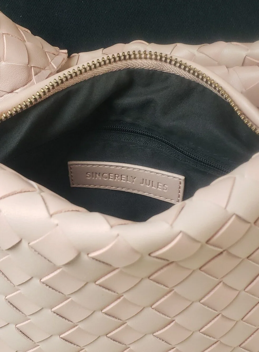 Sincerely Jules Woven Vegan Leather Big Weave Hobo Bag in Pastel Pink